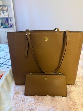 Tory Burch Caramel Saffiano Leather Tote with Wristlet